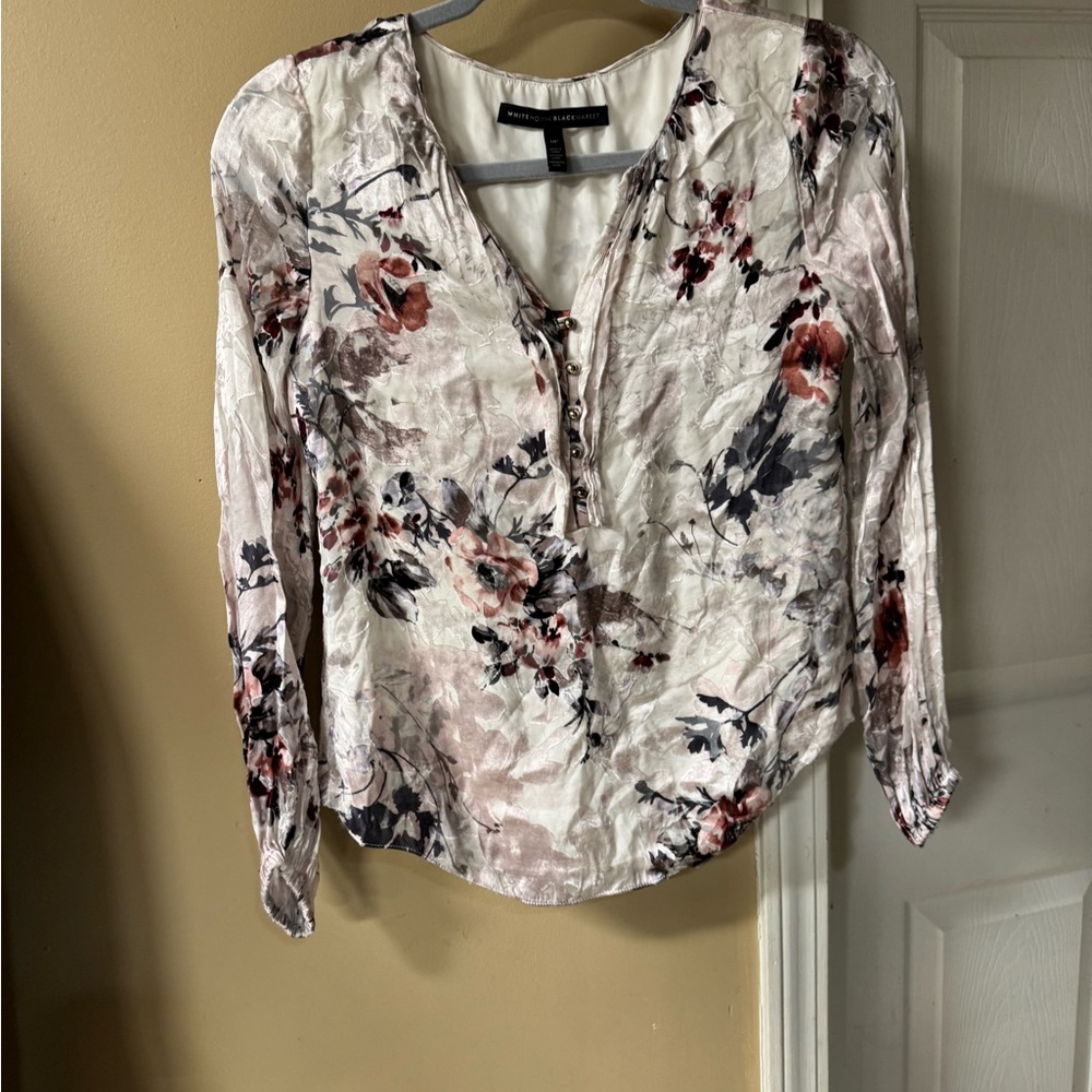 Floral Long Sleeve Women's Top white house black market size 0P